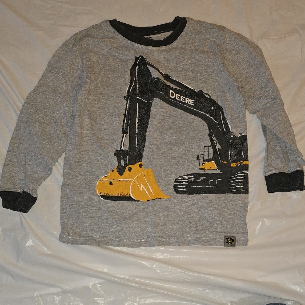 John Deere Construction Boys Long Sleeved Shirt Size 7
